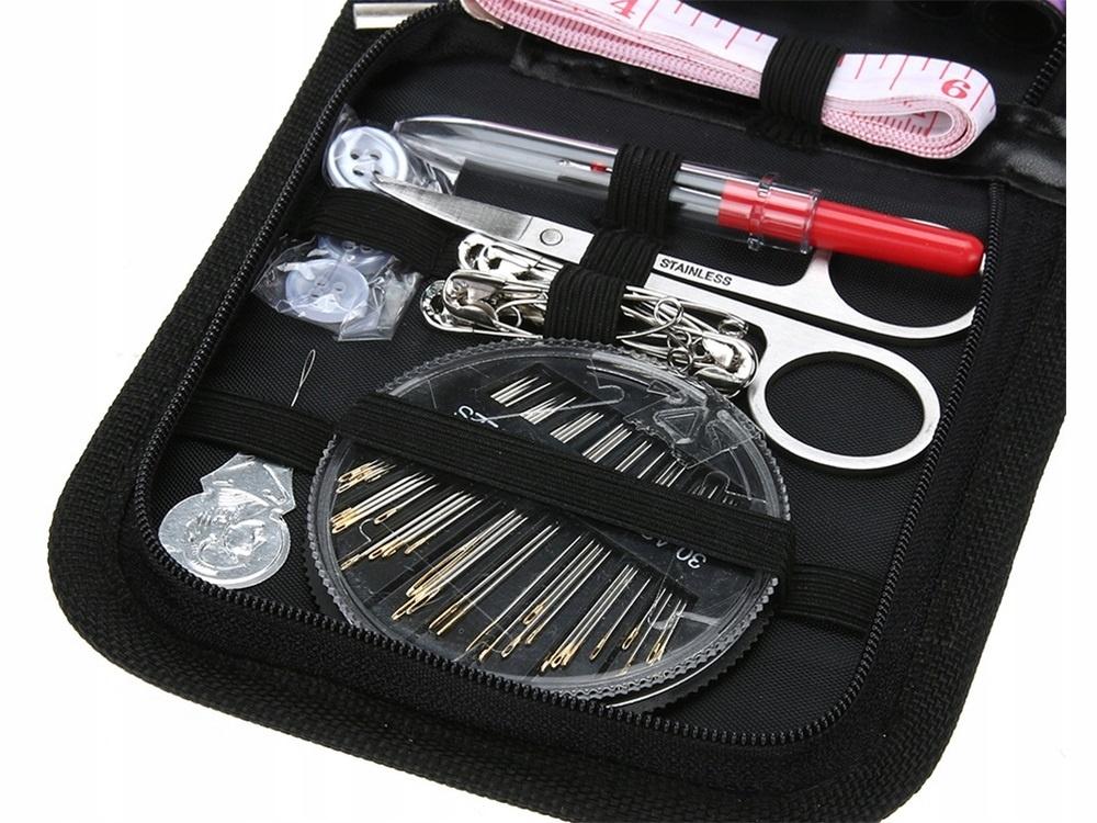 Sykit med Tråd, nålar, sax, måttband, sprättare